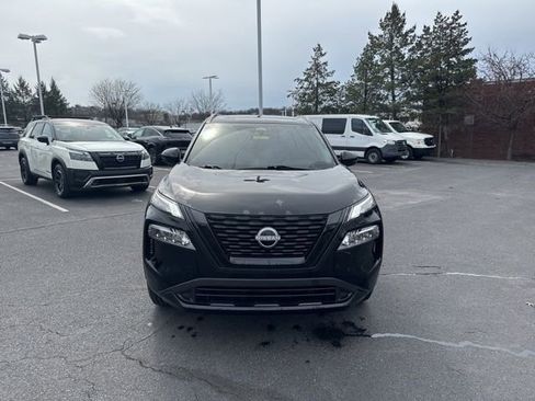 Certified 2023 Nissan Rogue SV w/ SV Premium Package image 2
