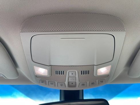 Used 2017 Lincoln MKX Reserve w/ Lincoln MKX Climate Package AWD/4WD image 24