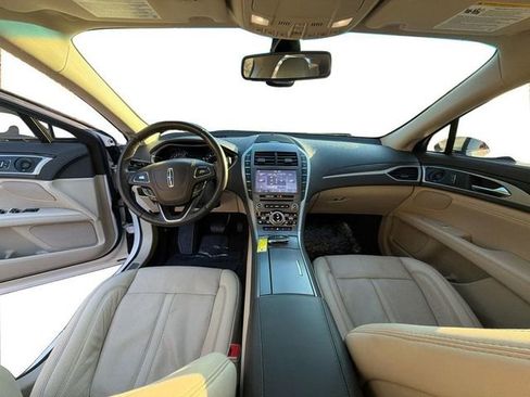 Used 2019 Lincoln MKZ Reserve image 11