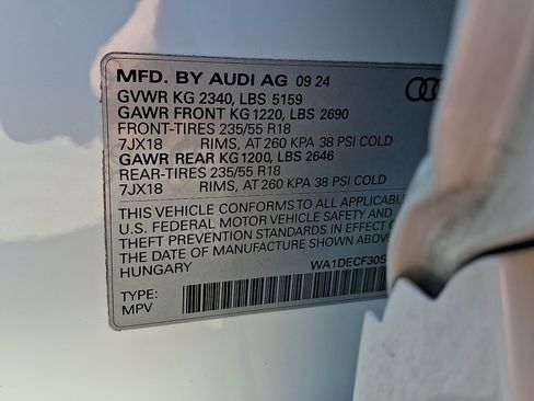 Used 2025 Audi Q3 2.0T Premium image 27