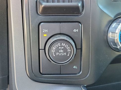 Used 2025 Ford F150 XLT w/ Equipment Group 302A MID AWD/4WD image 33