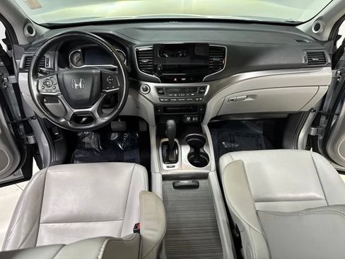 Used 2019 Honda Pilot EX-L image 4