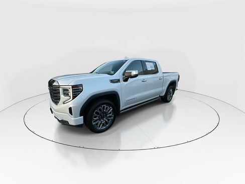 Used 2024 GMC Sierra 1500 Denali Ultimate AWD/4WD image 4