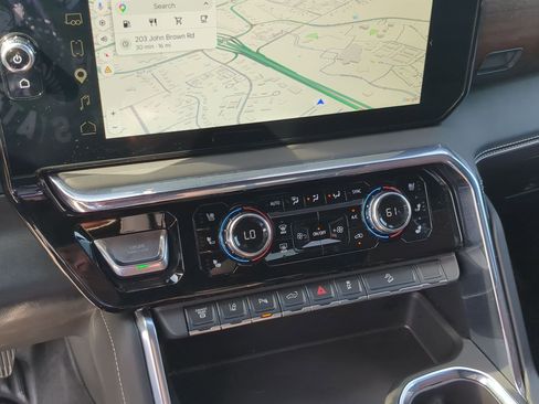 Used 2025 GMC Sierra 2500 Denali Ultimate w/ Max Trailering Package image 19