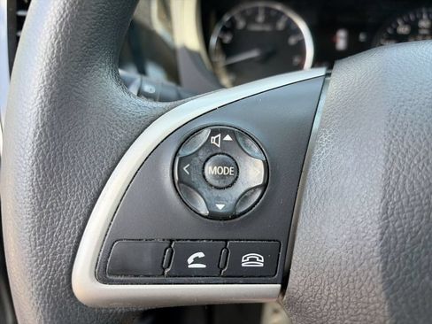 Used 2020 Mitsubishi Outlander ES FWD image 22