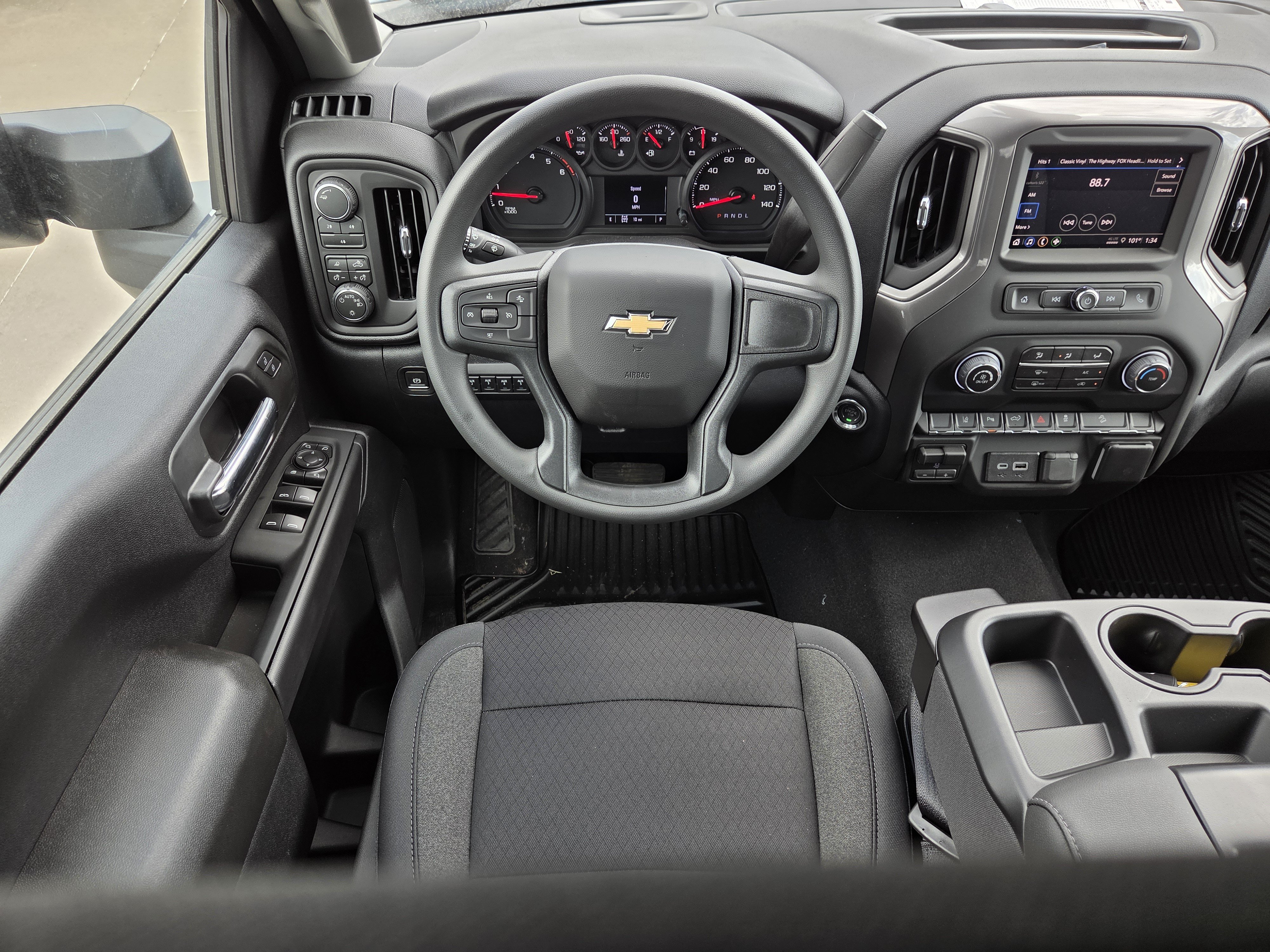 New 2026 Chevrolet Silverado 2500 Custom w/ Custom Value Package AWD/4WD image 7