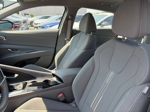 Used 2026 Hyundai Elantra Sport FWD image 6