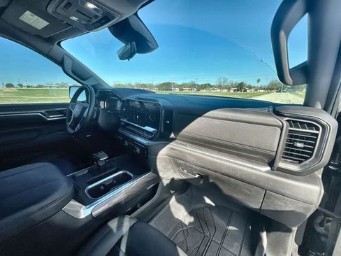 Used 2024 Chevrolet Silverado 1500 LTZ w/ Technology Package image 28