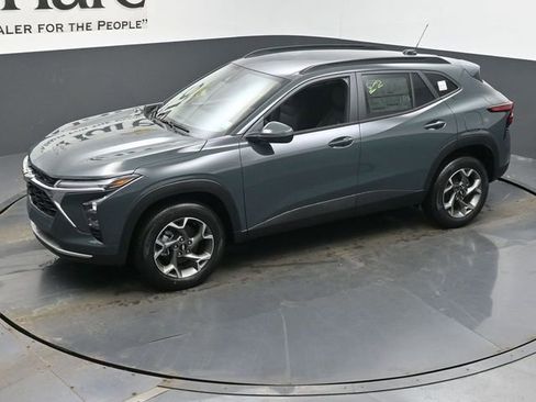 New 2026 Chevrolet Trax LT w/ LT Convenience Package image 22