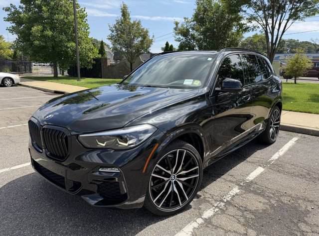 Used 2019 BMW X5 xDrive40i w/ M Sport Package AWD/4WD image 1
