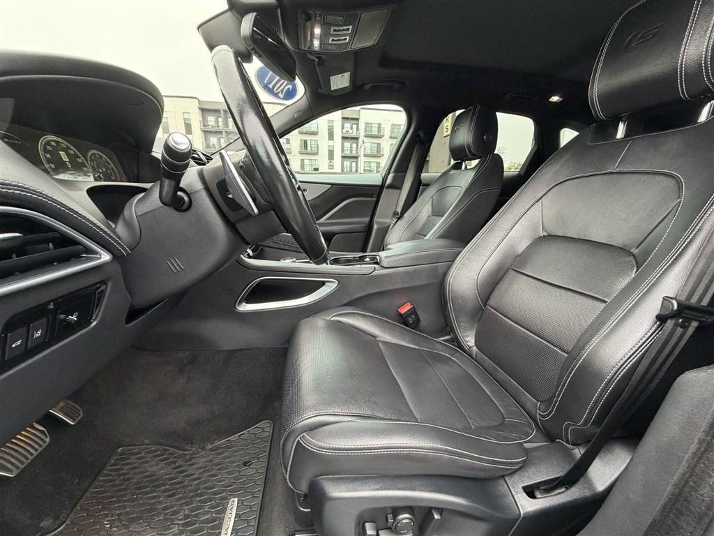 Used 2017 Jaguar F-PACE S AWD/4WD image 18