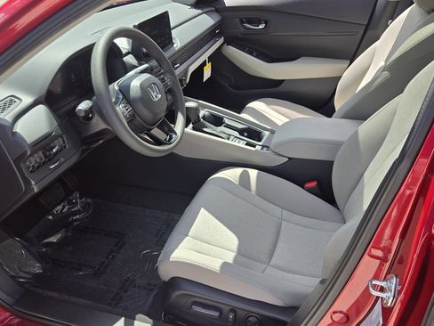 Used 2026 Honda Accord SE image 11