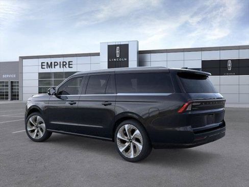 New 2026 Lincoln Navigator L Black Label AWD/4WD image 4