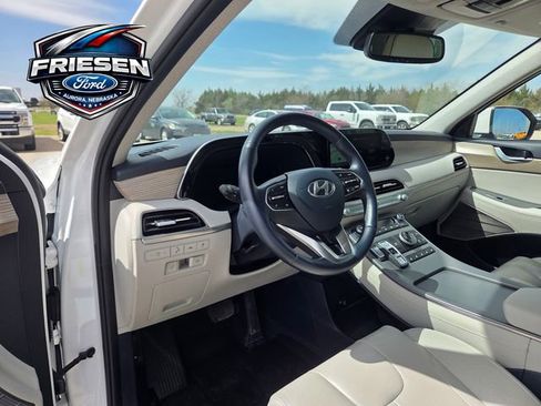 Used 2021 Hyundai Palisade Limited w/ Winter Package AWD/4WD image 12