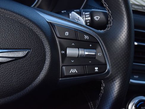 Used 2023 Genesis G70 3.3T image 24