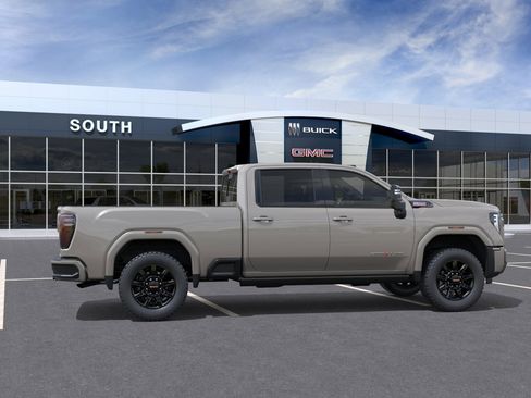 New 2026 GMC Sierra 2500 AT4 AWD/4WD image 5