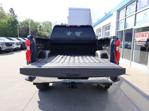 Certified 2022 Chevrolet Silverado 3500 LTZ w/ Gooseneck/5TH Wheel Package AWD/4WD image 32