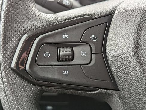 Used 2023 Chevrolet TrailBlazer LT FWD image 16