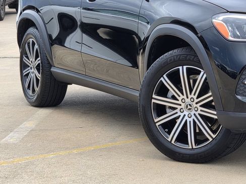 Used 2026 Mercedes-Benz GLE 350 4MATIC w/ Driver Assistance Package image 11