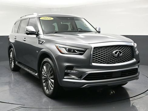 Used 2018 INFINITI QX80 4WD w/ Deluxe Technology Package image 1