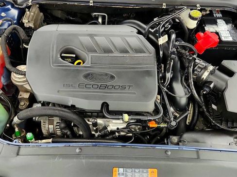 Used 2018 Ford Fusion SE image 25