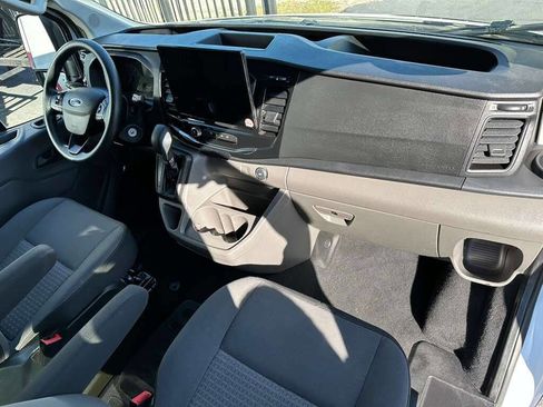 Used 2023 Ford Transit 350 XLT image 22