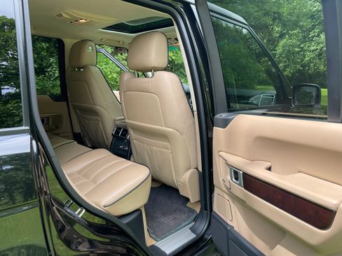 Used 2009 Land Rover Range Rover HSE AWD/4WD image 8