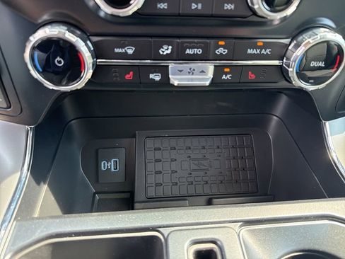 New 2024 Ford F150 XLT w/ Equipment Group 302A MID image 40