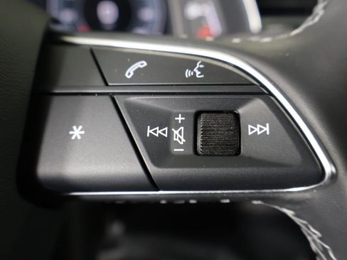 Used 2024 Audi Q8 Premium Plus w/ Premium Plus Package image 31