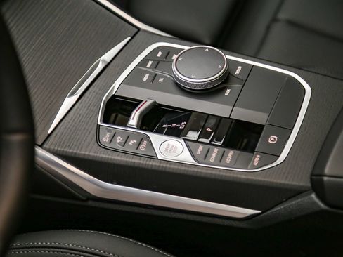 Used 2026 BMW 330i Sedan w/ Premium Package RWD image 21