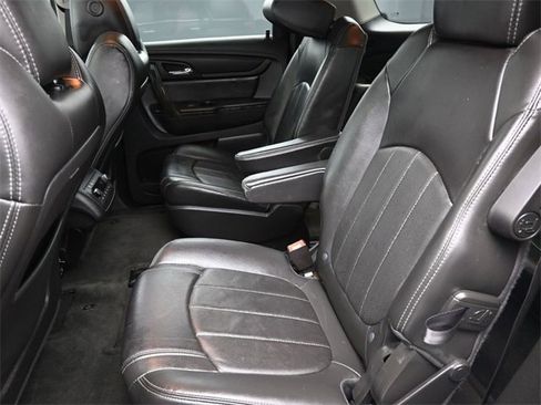 Used 2017 GMC Acadia Limited SLT image 14
