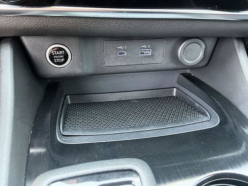 Certified 2023 Nissan Rogue S FWD image 19