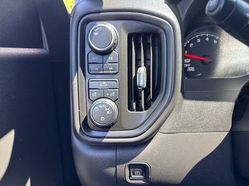 Used 2023 Chevrolet Silverado 1500 Custom Trail Boss AWD/4WD image 21