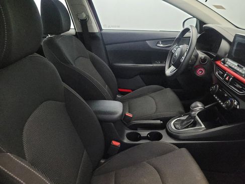 Used 2019 Kia Forte LXS FWD image 21