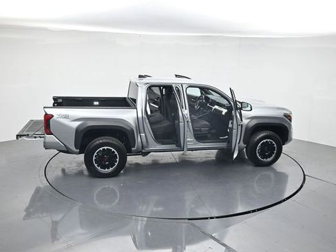 Used 2024 Toyota Tacoma TRD Off-Road AWD/4WD image 49