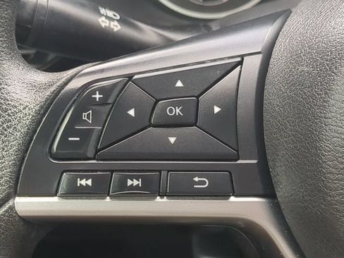 Used 2020 Nissan Sentra S FWD image 21