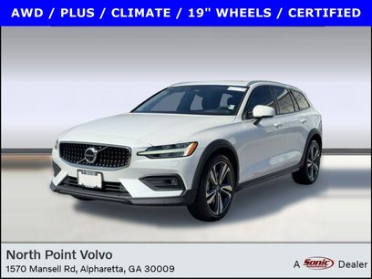Certified 2023 Volvo V60 B5 Cross Country Plus