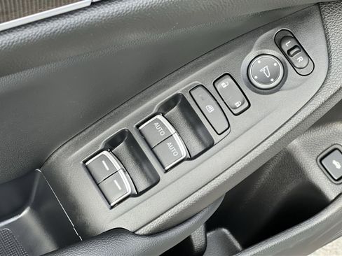 Used 2022 Honda Accord Sport image 13