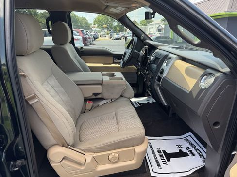 Used 2014 Ford F150 XLT w/ XLT Chrome Package image 9