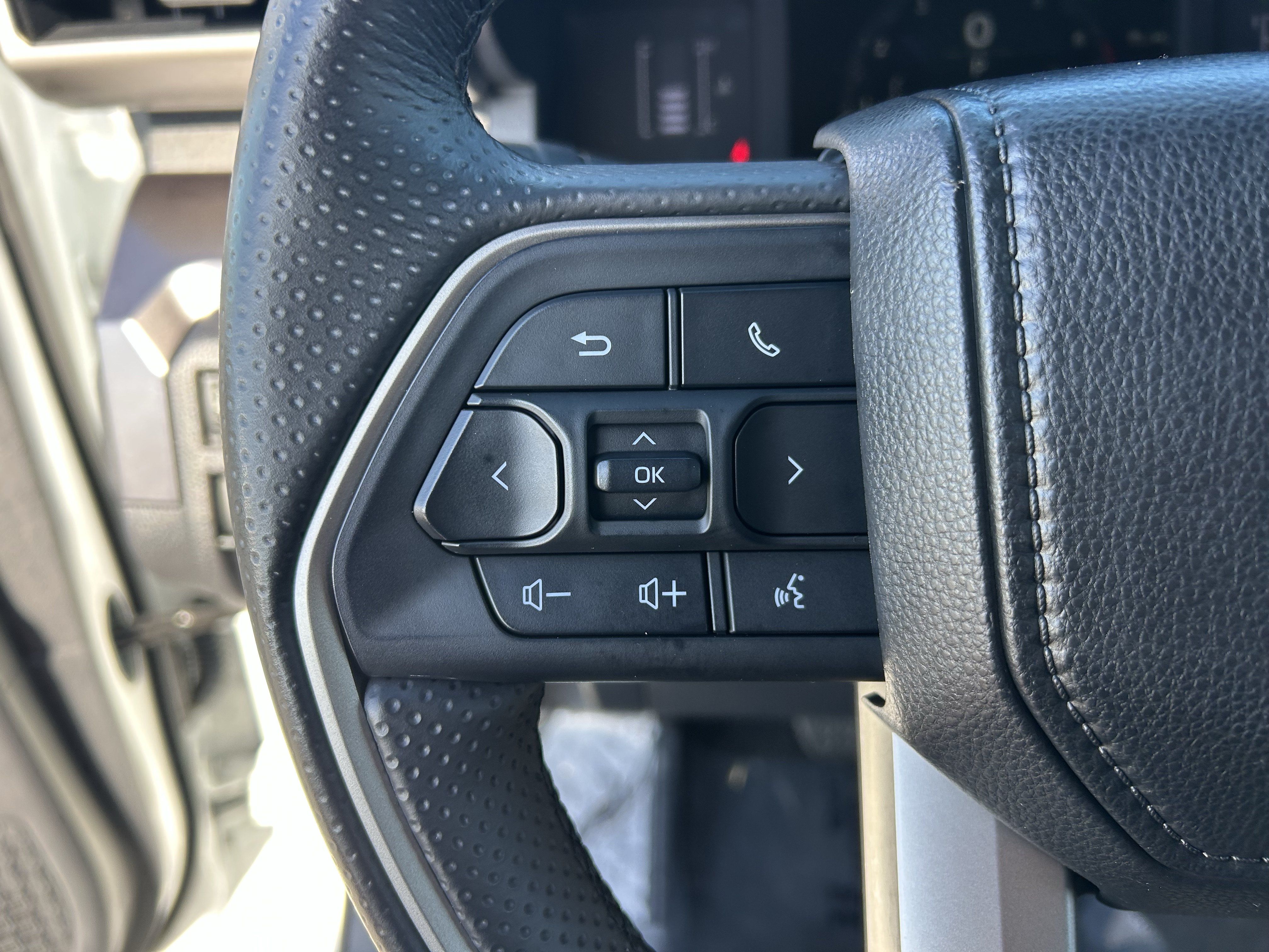 Certified 2026 Toyota 4Runner SR5 AWD/4WD image 28