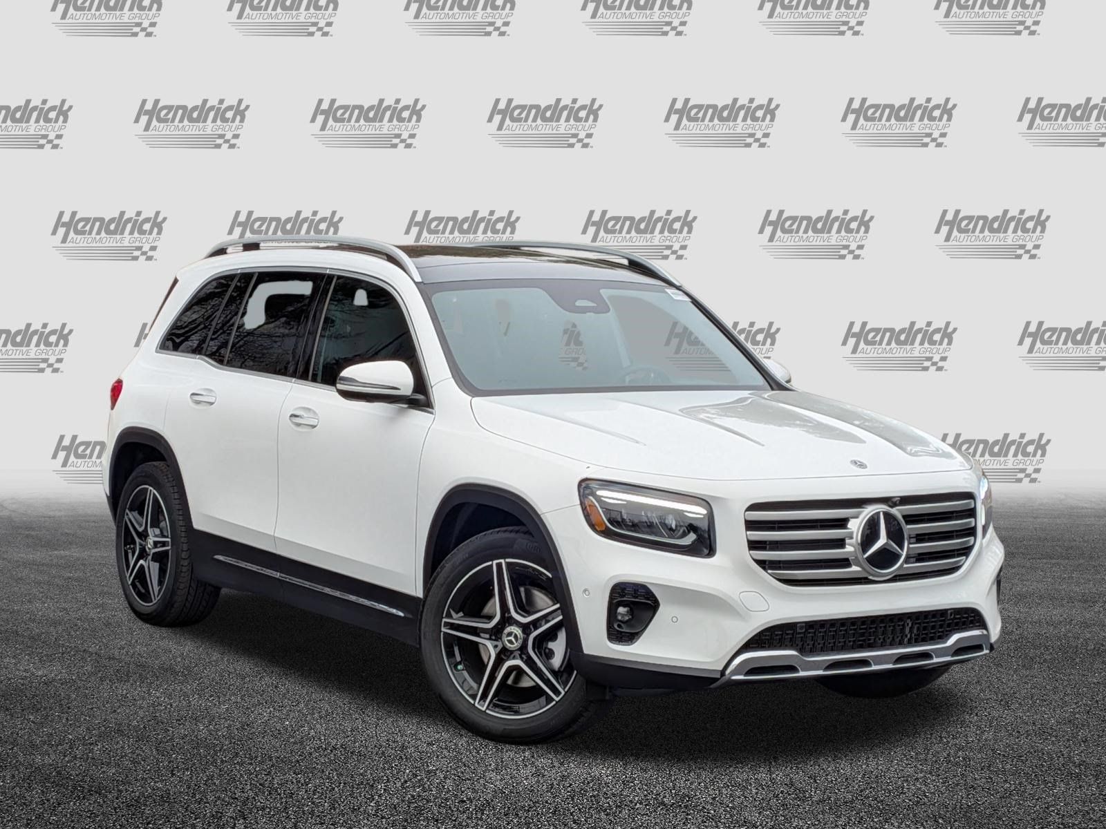 Used 2026 Mercedes-Benz GLB 250 image 2