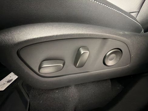 New 2026 Chevrolet Traverse LT w/ Driver Confidence Package image 14