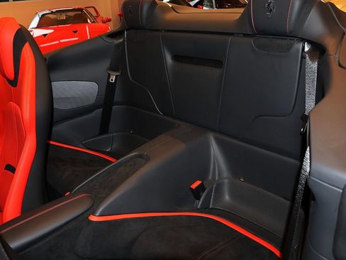 Certified 2025 Ferrari Roma Spider RWD image 84
