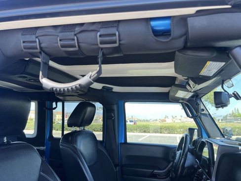 Used 2016 Jeep Wrangler Unlimited Sport w/ Quick Order Package 24S AWD/4WD image 16