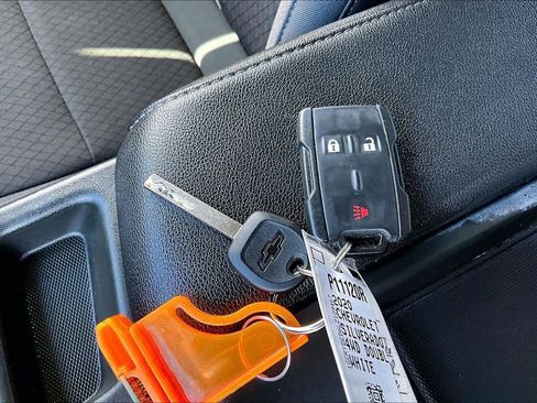 Used 2020 Chevrolet Silverado 1500 LT image 27