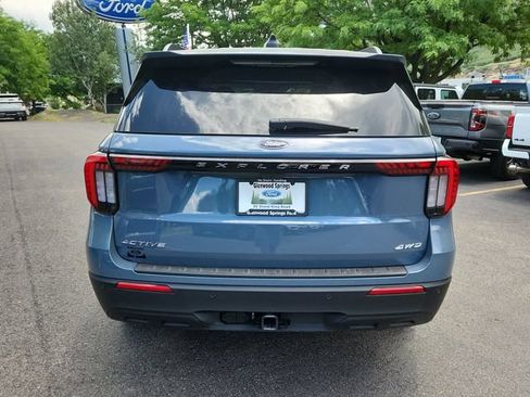 Used 2026 Ford Explorer Active AWD/4WD image 4