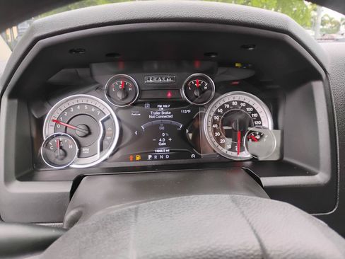 Used 2022 RAM 1500 Classic SLT w/ Trailer & Traction Group RWD image 50