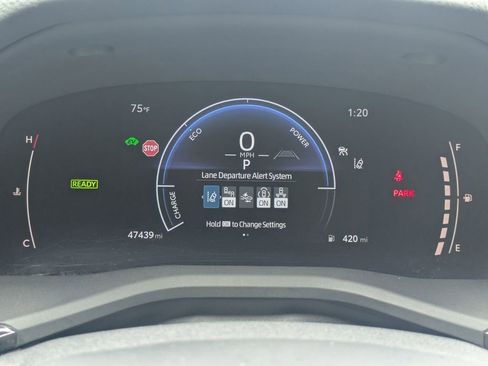 Used 2025 Toyota Camry LE FWD image 16