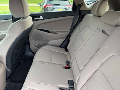 Used 2019 Hyundai Tucson Value w/ Cargo Package AWD/4WD image 8
