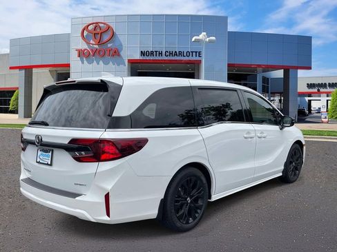Used 2025 Honda Odyssey Sport-L image 6